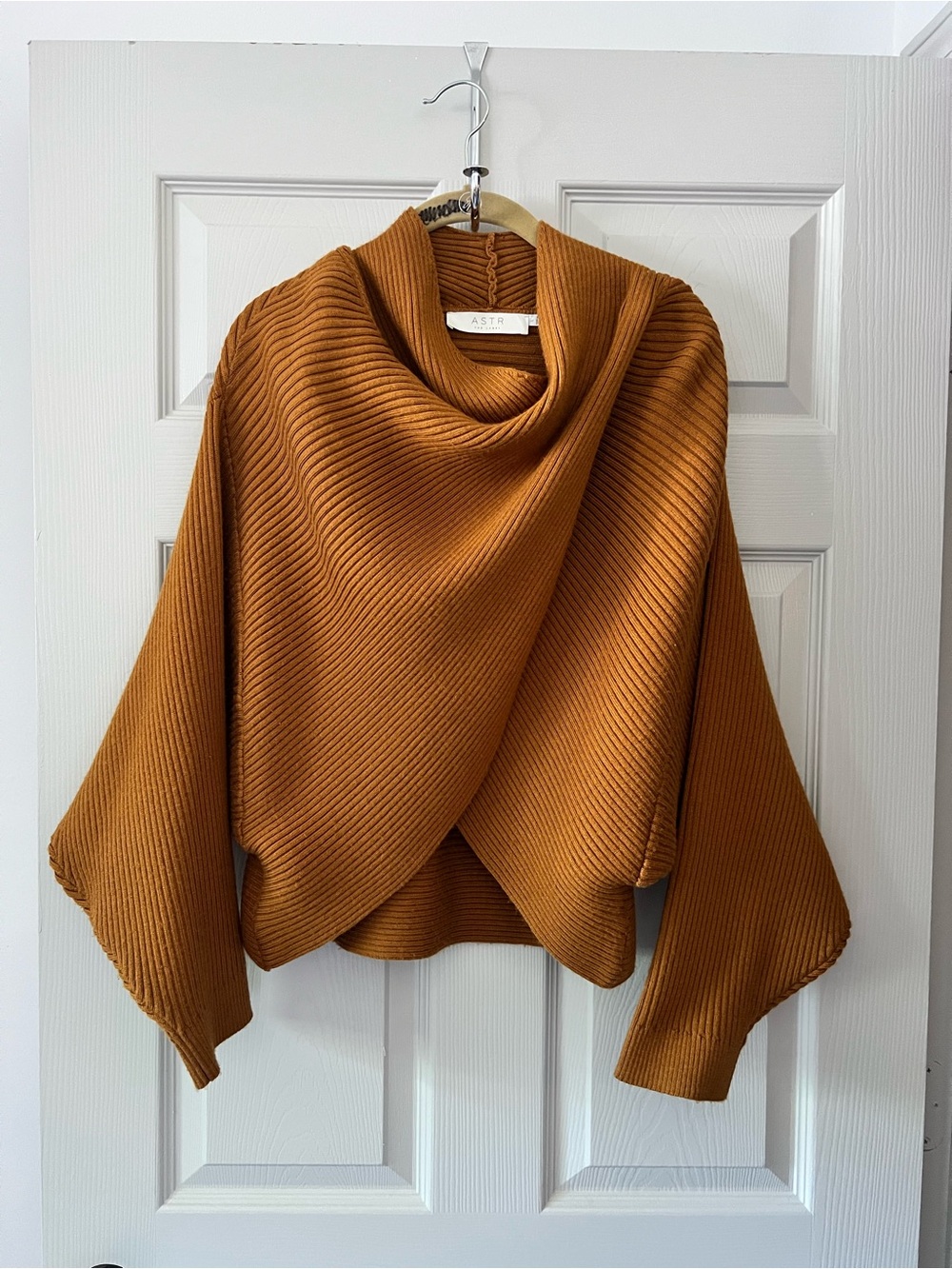 Pumpkin ASTR Oversized Knit Sweater in Camel